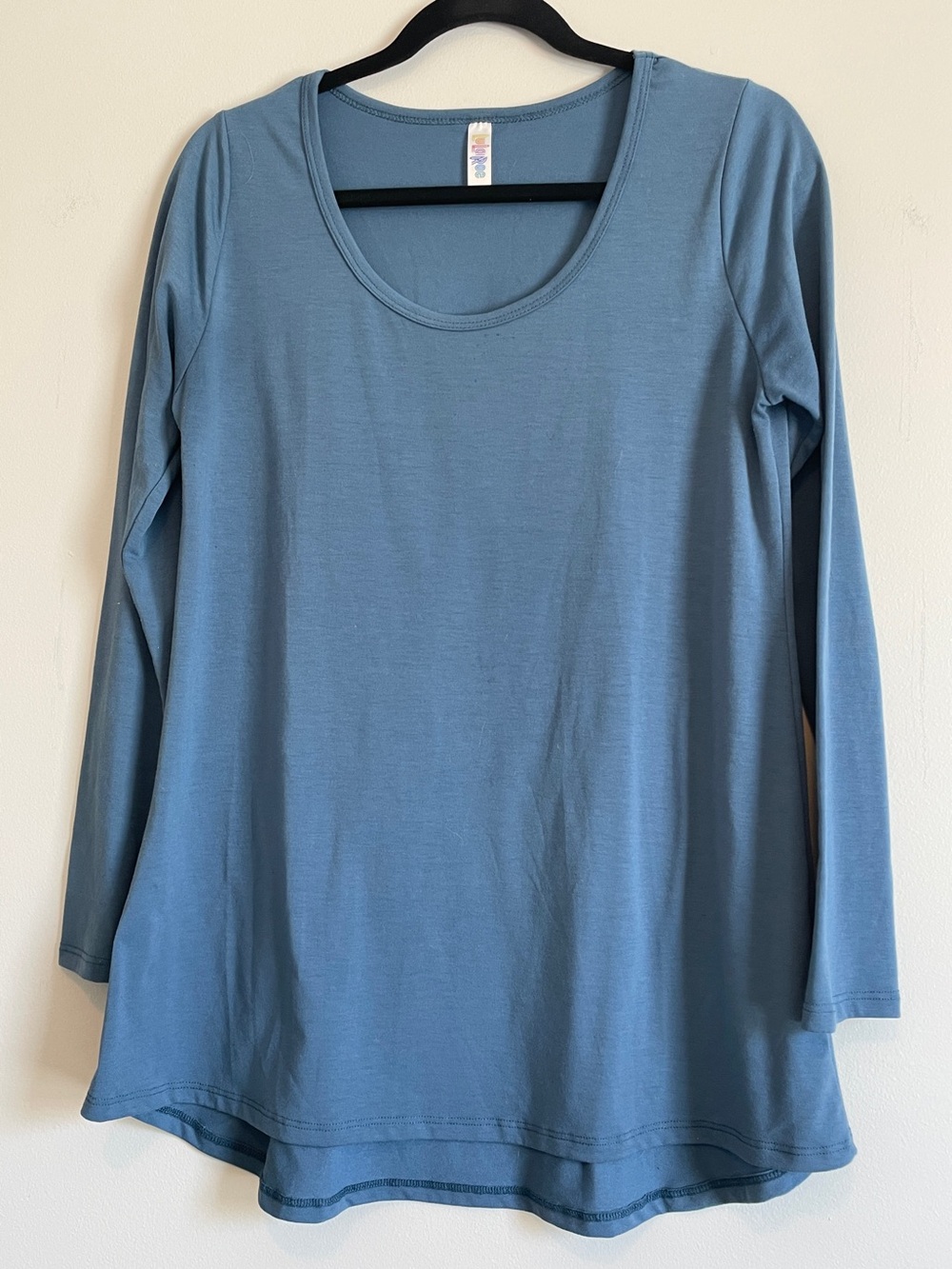 LulaRoe Neck Long-Sleeve Tee - Dusty Blue